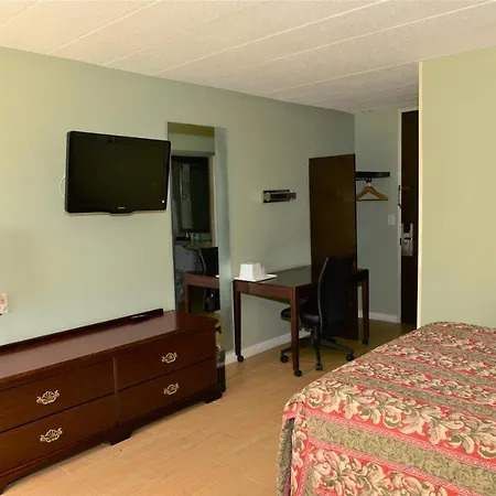 Red Carpet Inn-3